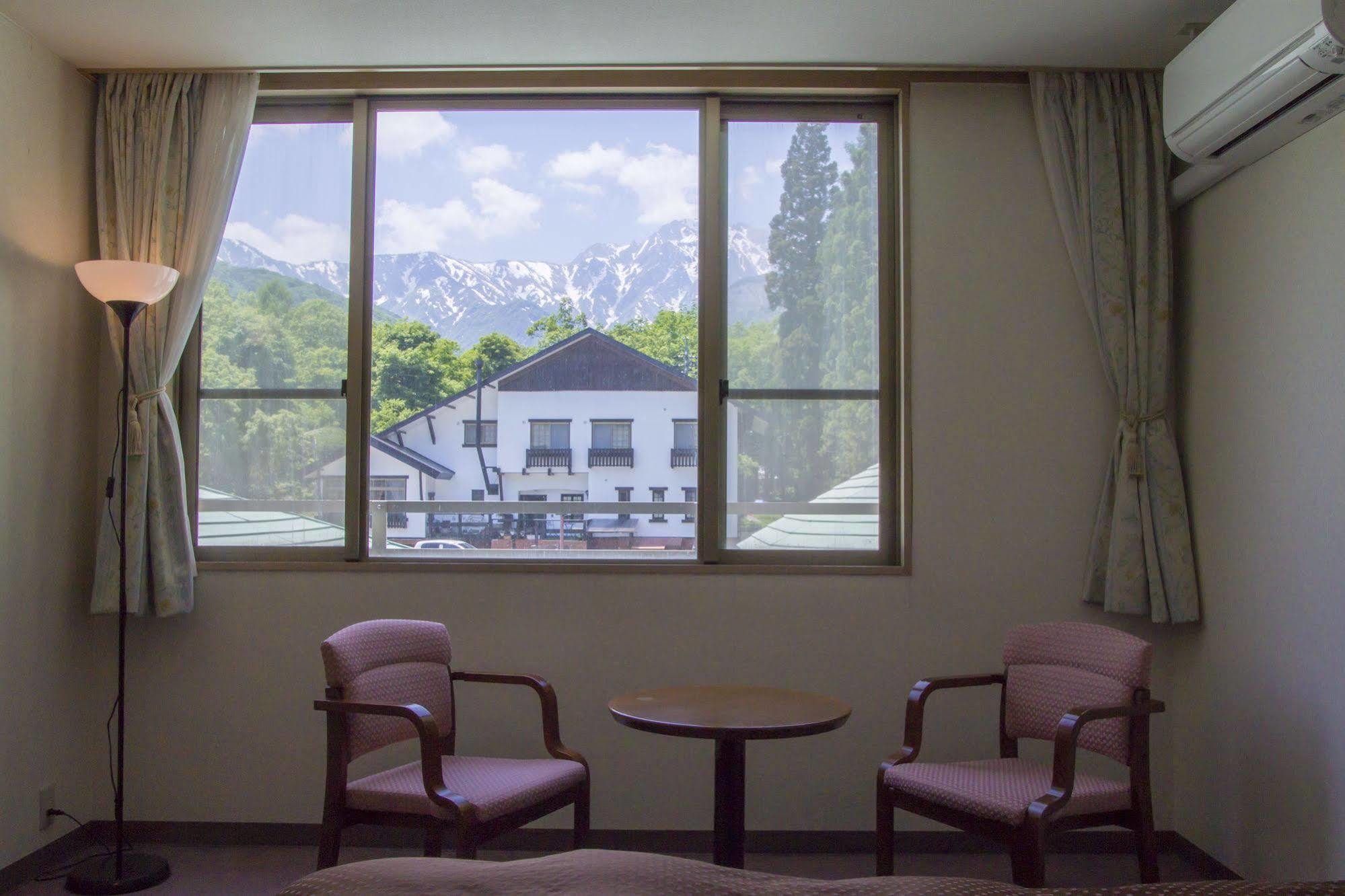 Hotel Oak Forest Hakuba Buitenkant foto